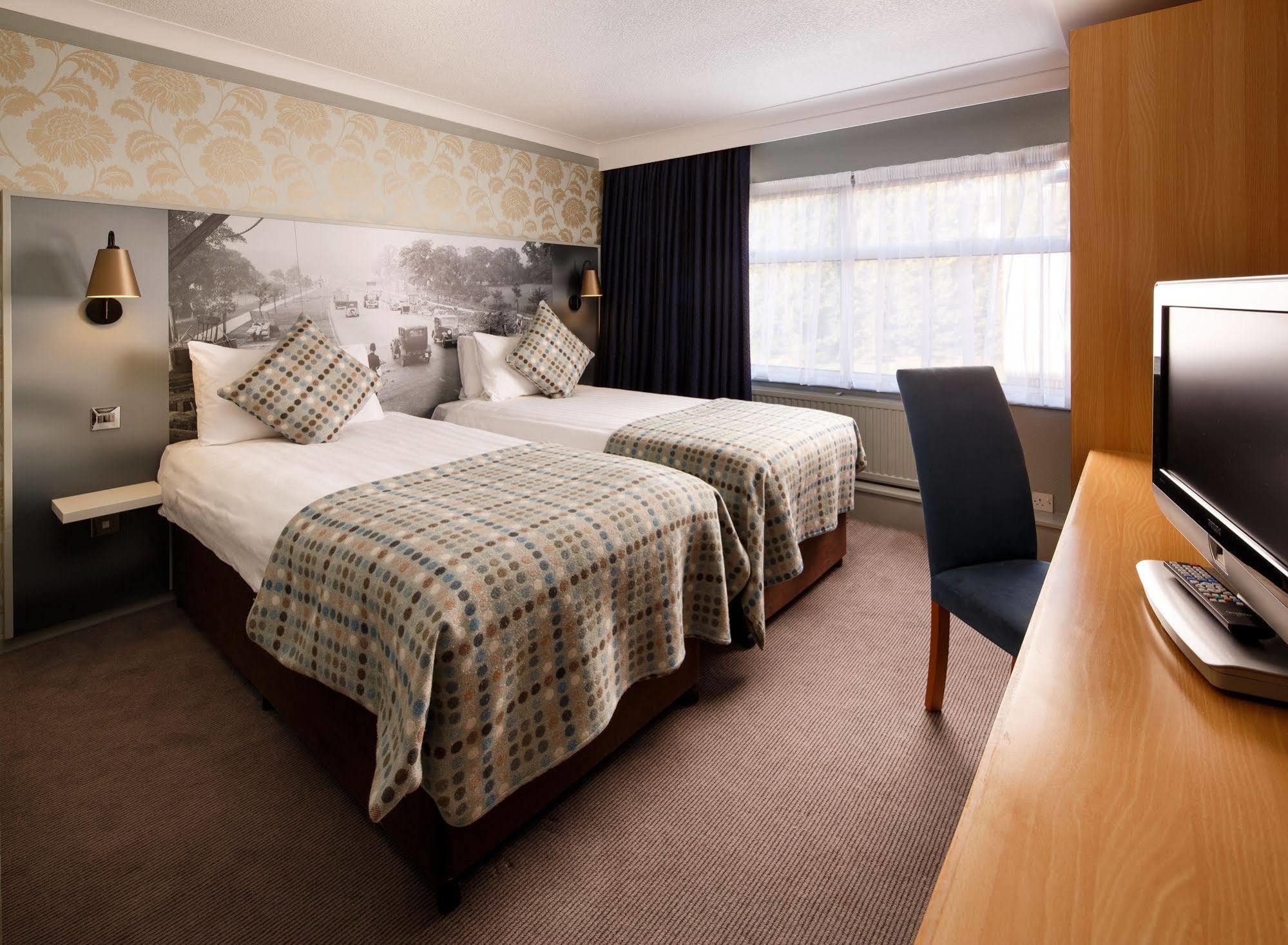Mercure London Hotel 4*